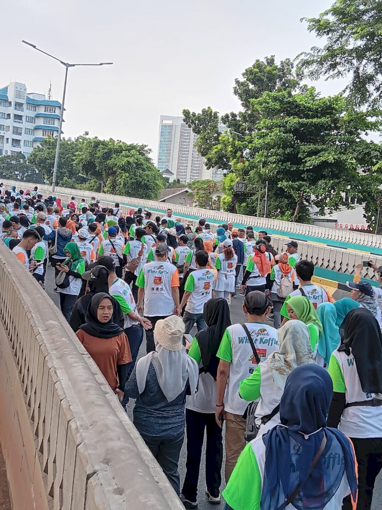 10.000 Peserta Ikut Fun Walk, Pemkot Jaksel dan BKKKS Meriahkan HUT RI ke- 78