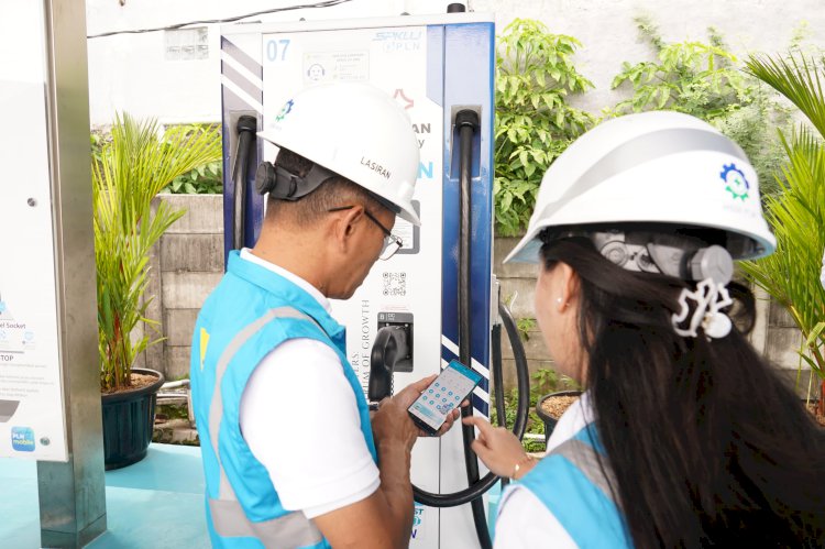 Libur Idul Adha Pakai Mobil Listrik, SPKLU PLN Pastikan Siap Layani Pengguna