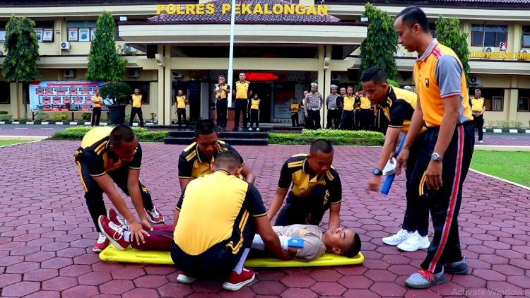 Tingkatkan Kemampuan Personil Tangani Korban Laka Lantas, Dokkes Polres Pekalongan Gelar Latkatpuan