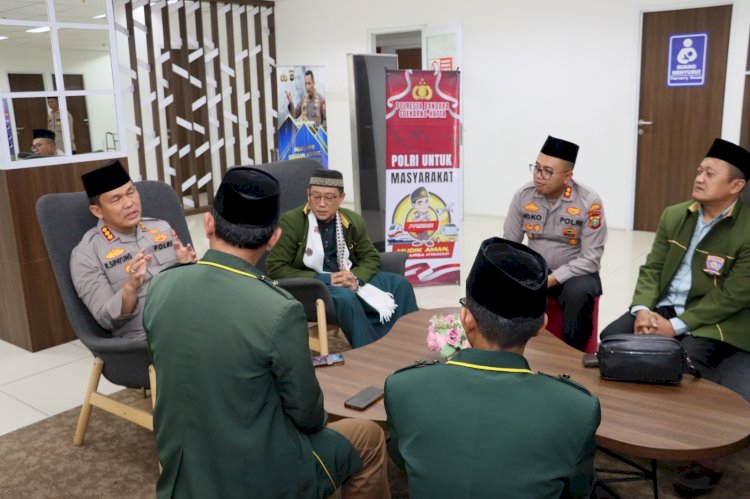 Kapolresta Bandara Soetta Sosialisasikan Call Canter 110 Kepada Da'i Kamtibmas untuk bantu sebarkan ke Masyarakat