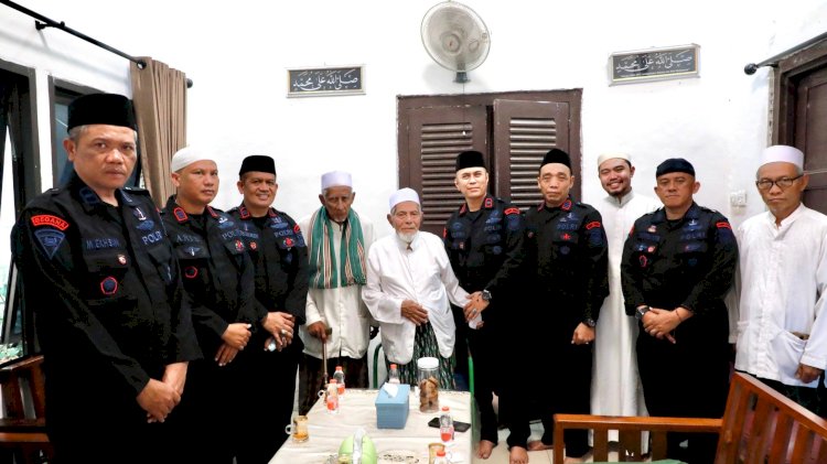 Gegana Satuan Brimob Polda Metro Jaya Jalin Silaturahmi ke Tokoh Agama dan Masyarakat