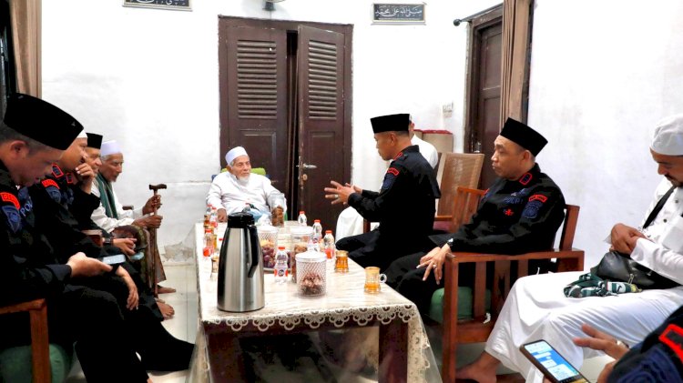 Gegana Satuan Brimob Polda Metro Jaya Jalin Silaturahmi ke Tokoh Agama dan Masyarakat