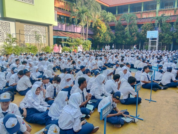 Polres Metro Jakarta Timur Berikan Penyuluhan Bahaya Tawuran kepada Siswa SMPN 158 Jakarta