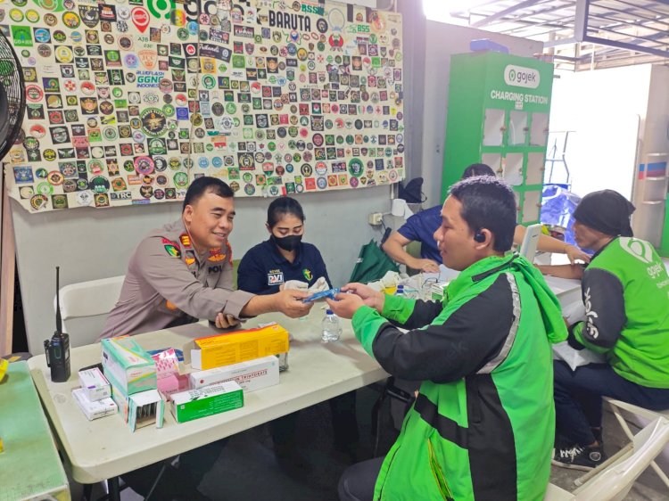 Dalam Rangka HUT Bhayangkara ke-79, Polres Metro Jakarta Pusat Gelar Pemeriksaan Kesehatan Gratis untuk Pengemudi Ojek Online