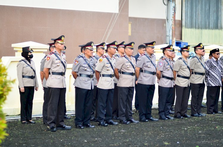 Jelang Hari Bhayangkara Ke 79, Kapolres Tegal Kota Pimpin Ziarah dan Tabur Bunga