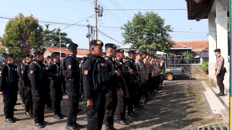 Ratusan Polisi di Pekalongan Amankan Audiensi Warga Sijambe