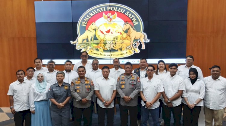 Direktur Polisi Satwa Resmi Membuka Pelantikan dan Diklat Pengurus Pusat Pemerhati Polisi Satwa