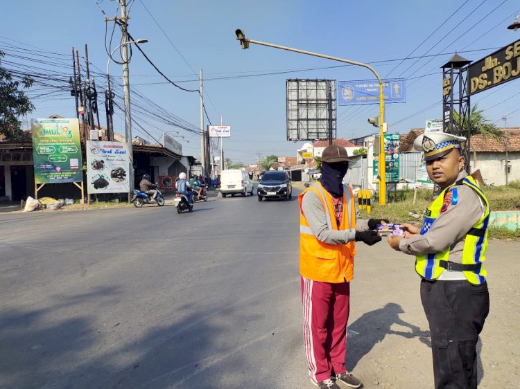 Satlantas Polres Pekalongan Sosialisasikan Penindakan Prioritas Ops Patuh Candi 2025