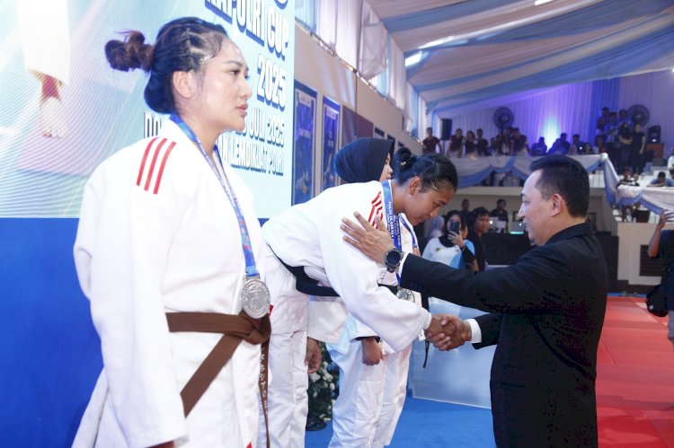 Dikalungkan Medali Juara, Atlet Judo Polri: Terima Kasih Pak Kapolri