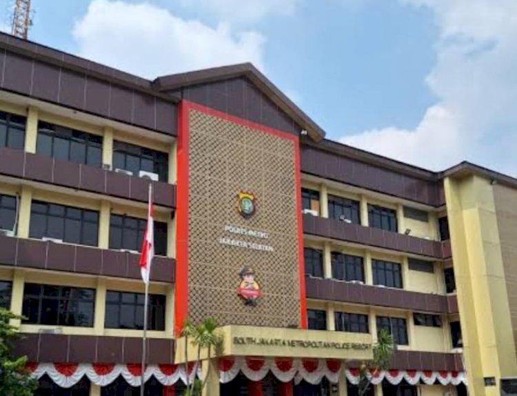 Diduga Tipu Dan Gelapkan 1 Miliar Rupiah, Pengusaha Laporkan Mantan Kades ke Polres Jaksel